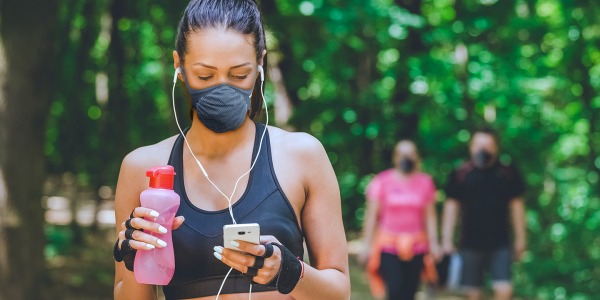Comfort and safety during sport: Kynotex face masks for outdoor physical activity